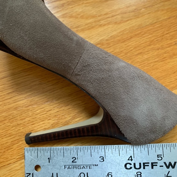 Banana Republic gray suede heels - Picture 4 of 5